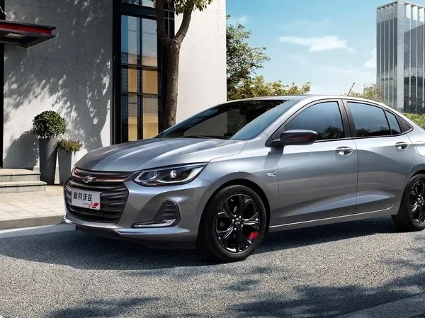 Chevrolet Monza vs Hyundai ix35: A Comparison of Affordable Family Cars