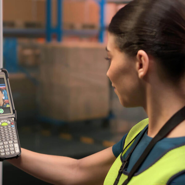 How To Build A Secure Multi Device Setup In 2026, From Phone To Wearables