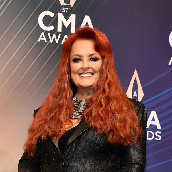 Wynonna Judd Performance Fans Reactions – Energy, Emotions, and Real Connection on Stage