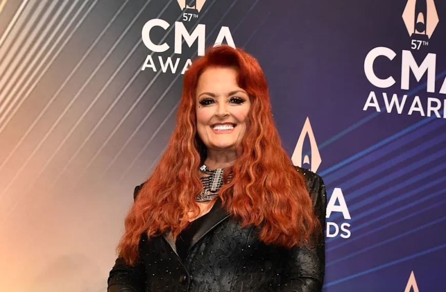 Wynonna Judd Performance Fans Reactions – Energy, Emotions, and Real Connection on Stage